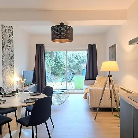 Beautiful With Private Garden In - 100m From Metro Station Lille