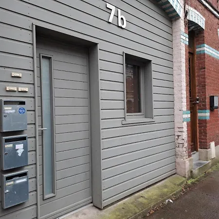 Beautiful With Private Garden In - 100m From Metro Station Apartment Lille