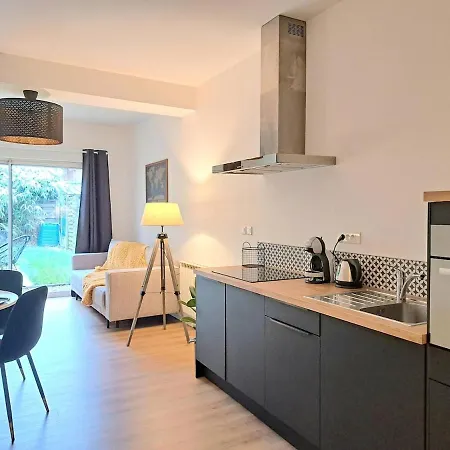Apartment Beautiful With Private Garden In - 100m From Metro Station *